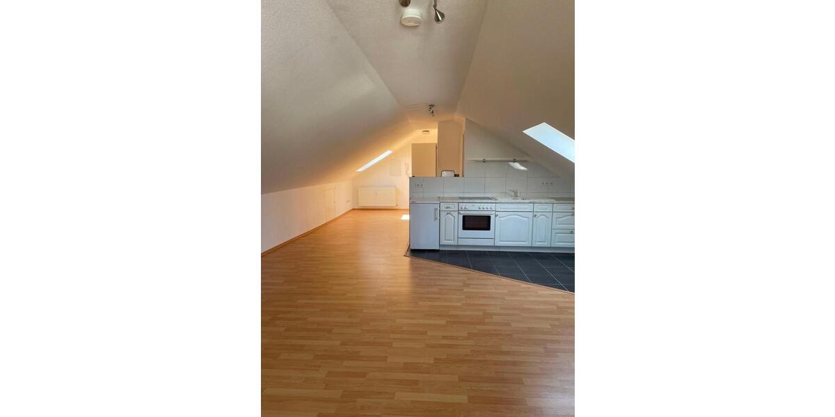 Dachgeschoßwohnung Schwäbisch Gmünd Bargau - 2 Zimmer, 82 m&sup2;, 700&euro; | Angebot:26634487