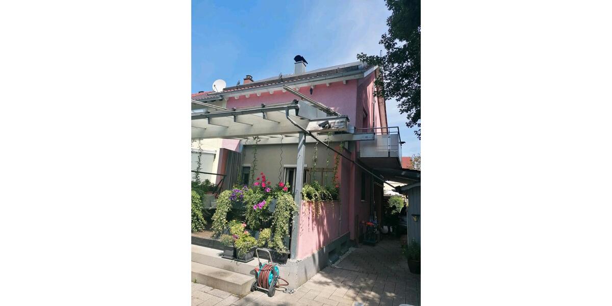 Reihenhaus Nürtingen - 4 Zimmer, 130 m&sup2;, 750.000&euro; | Angebot:24746295