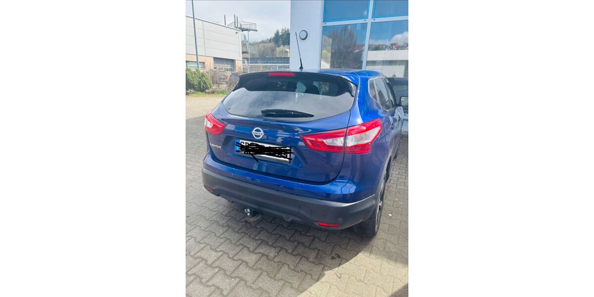 Nissan Qashqai 163.000 km 10.100 &euro; Lorch 73547