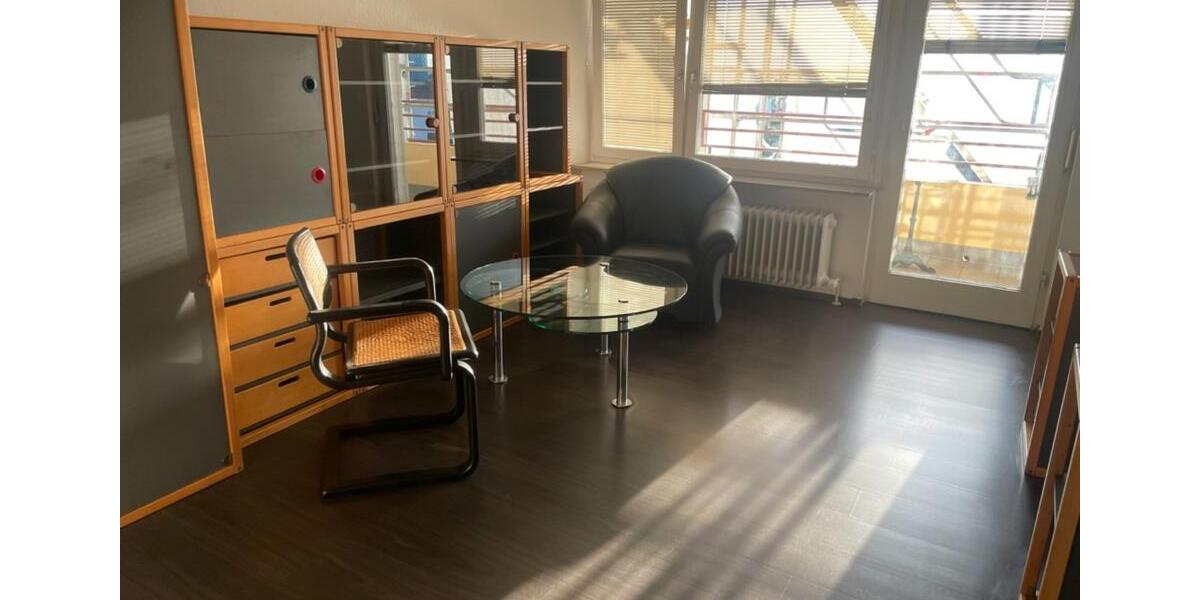 Etagenwohnung Esslingen am Neckar Pliensauvorstadt - 1 Zimmer, 38 m&sup2;, 180.000&euro; | Angebot:25046638