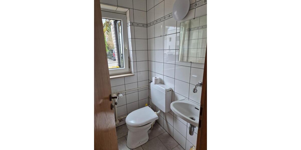 Einfamilienhaus Schorndorf - 6 Zimmer, 150 m&sup2;, 1.800&euro; | Angebot:25765684