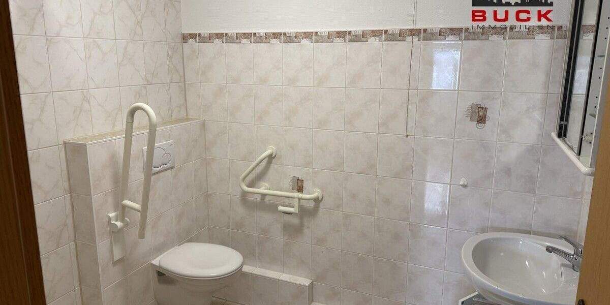 Etagenwohnung Mühlhausen - 3 Zimmer, 100 m&sup2;, 800&euro; | Angebot:25744365