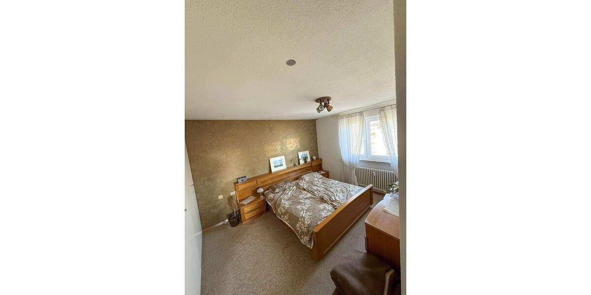 Etagenwohnung Göppingen Stadtgebiet - 4 Zimmer, 91 m&sup2;, 305.000&euro; | Angebot:25716430