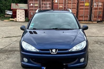 Peugeot 206 128.000 km 2.200 &euro; Eislingen 73054
