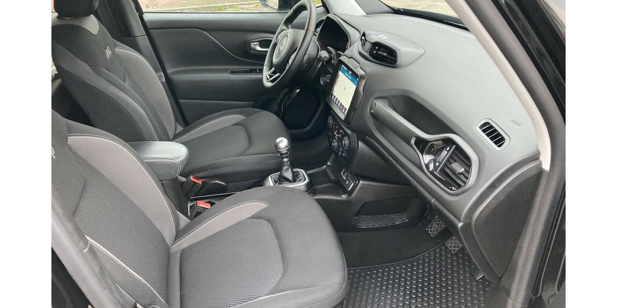 Jeep Renegade *Navi, unfallfrei* 37.000 km 21.750 &euro; Schorndorf 73614