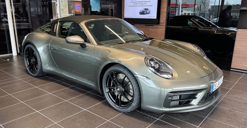 Porsche 992 2.269 km 189.500 &euro; Frickenhausen 72636