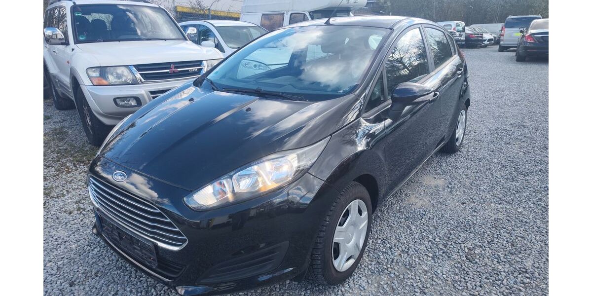 Ford Fiesta 107.925 km 3.990 &euro; weinstadt 71384