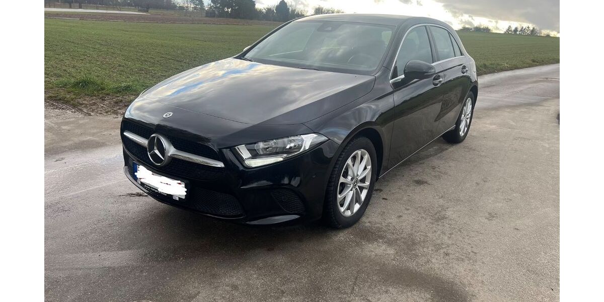 Mercedes-Benz A 250 66.540 km 20.950 &euro; Esslingen a.N 73728