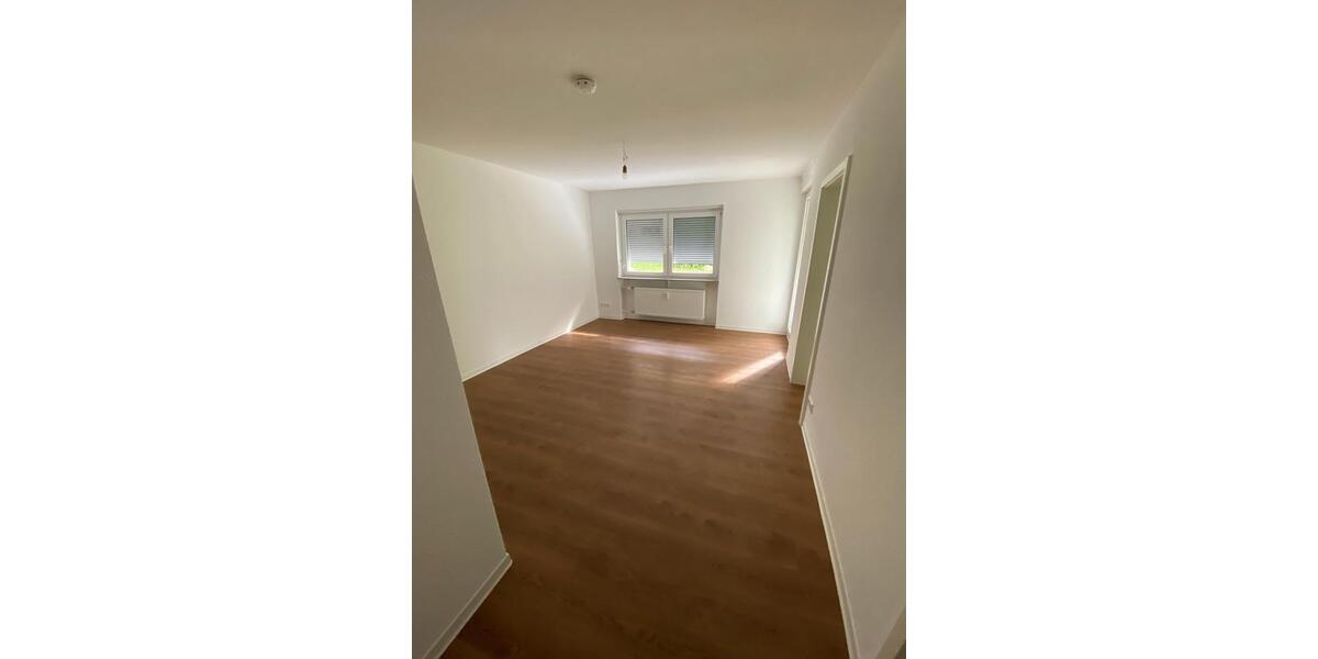 Erdgeschoßwohnung Esslingen am Neckar Oberesslingen - 1 Zimmer, 28 m&sup2;, 394&euro; | Angebot:25883397