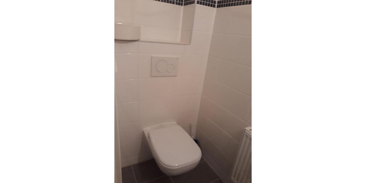 Erdgeschoßwohnung Bad Urach - 2 Zimmer, 32 m&sup2;, 310&euro; | Angebot:25843435