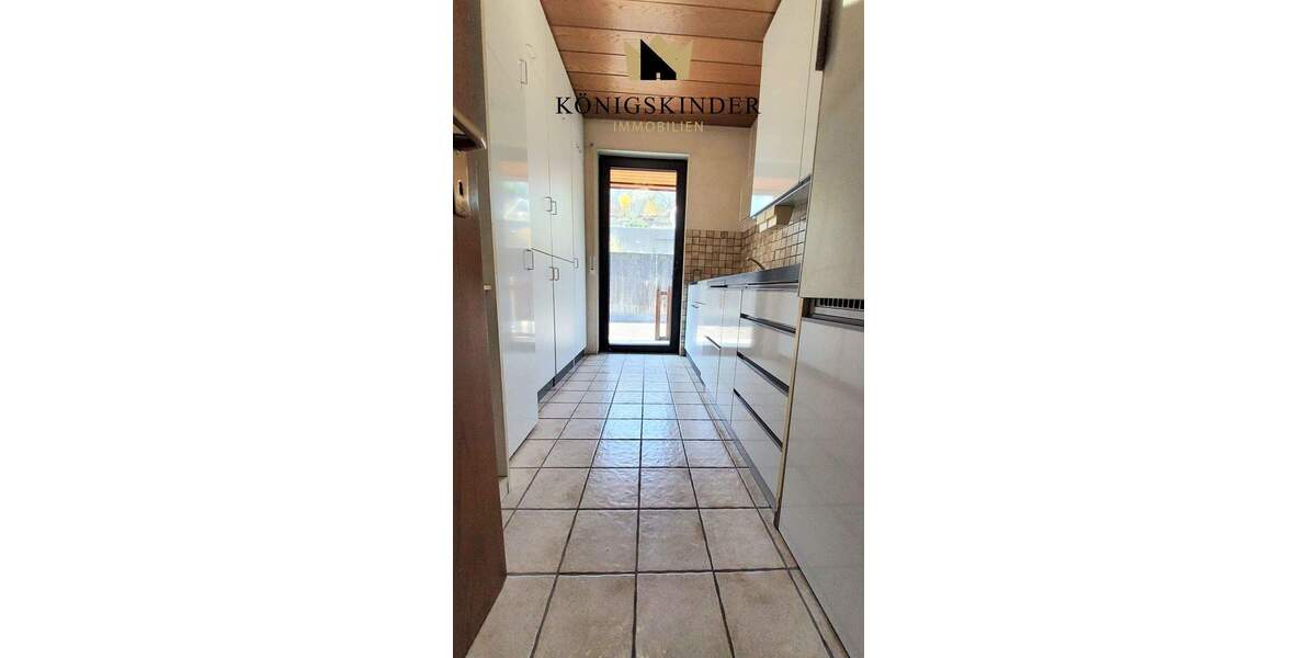 Etagenwohnung Köngen - 5 Zimmer, 144 m&sup2;, 495.000&euro; | Angebot:25862683