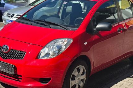 Toyota Yaris 67.129 km 3.999 &euro; Kernen im Remstal 71394