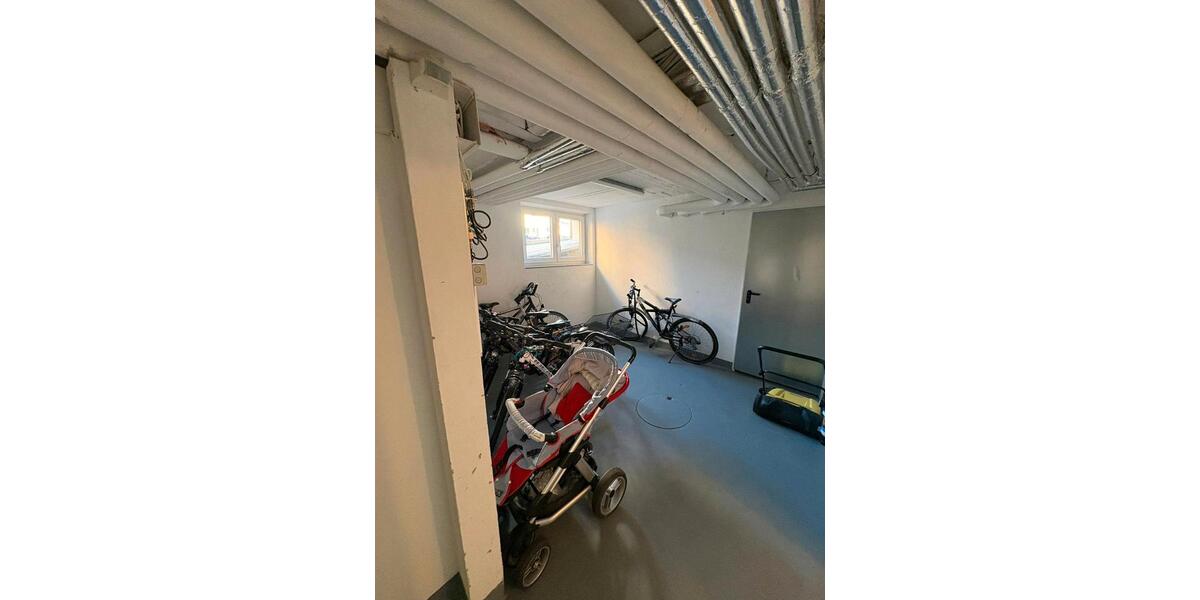 Erdgeschoßwohnung Göppingen Bruckwasen - 5 Zimmer, 140 m&sup2;, 360.000&euro; | Angebot:27259327