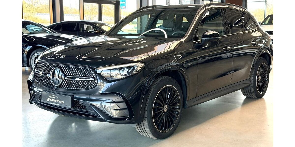 Mercedes-Benz GLC 300 11.200 km 67.800 &euro; Uhingen 73066