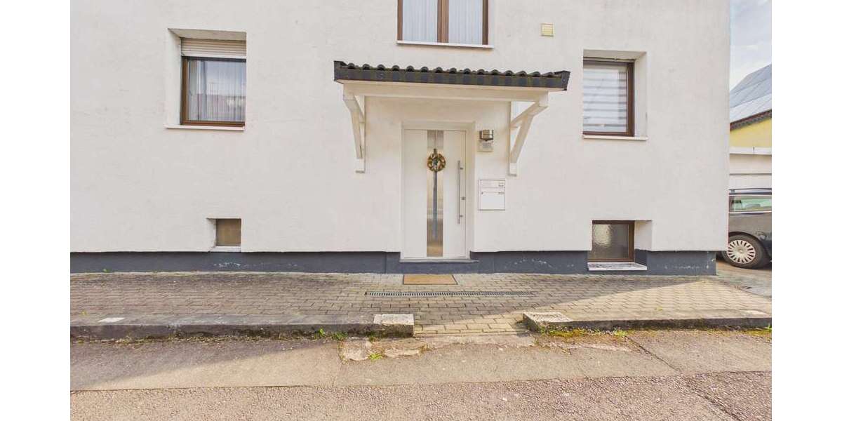 Einfamilienhaus Ebersbach an der Fils - 9 Zimmer, 190 m&sup2;, 590.000&euro; | Angebot:25926782