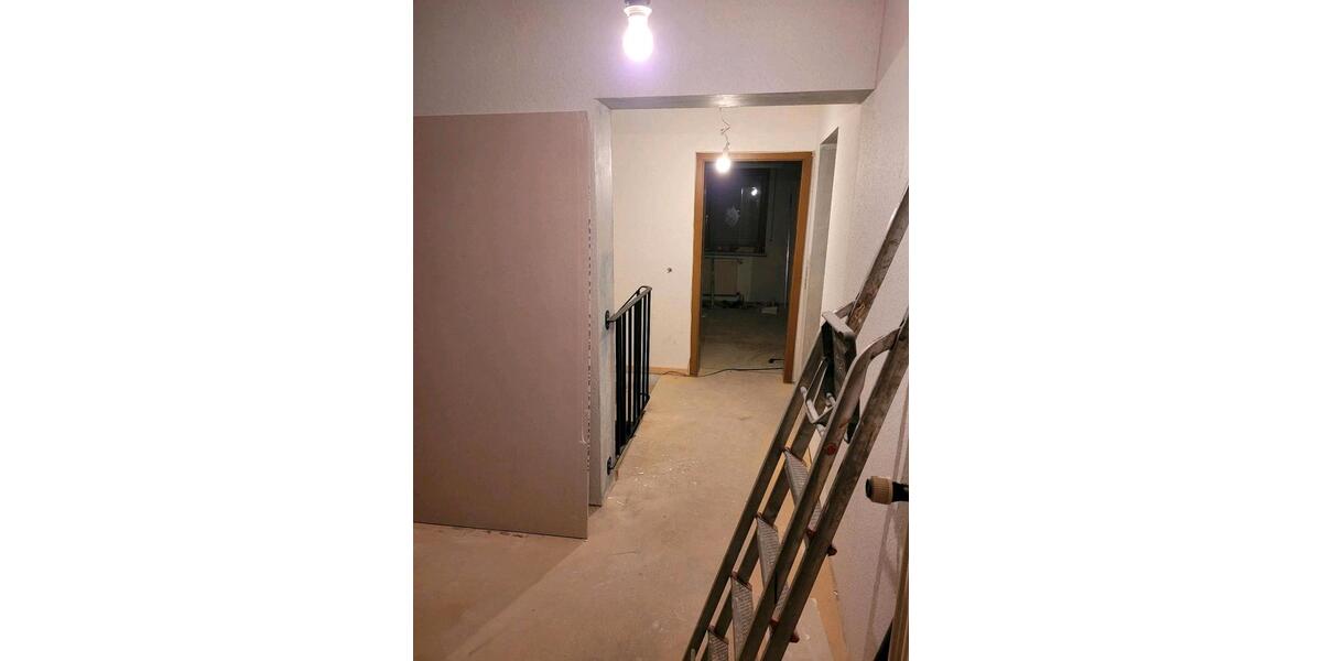 Maisonettenwohnung Esslingen am Neckar Oberesslingen - 4 Zimmer, 120 m&sup2;, 1.000&euro; | Angebot:26122273