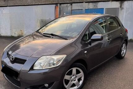 Toyota Auris 87.295 km 5.249 &euro; Esslingen 73732