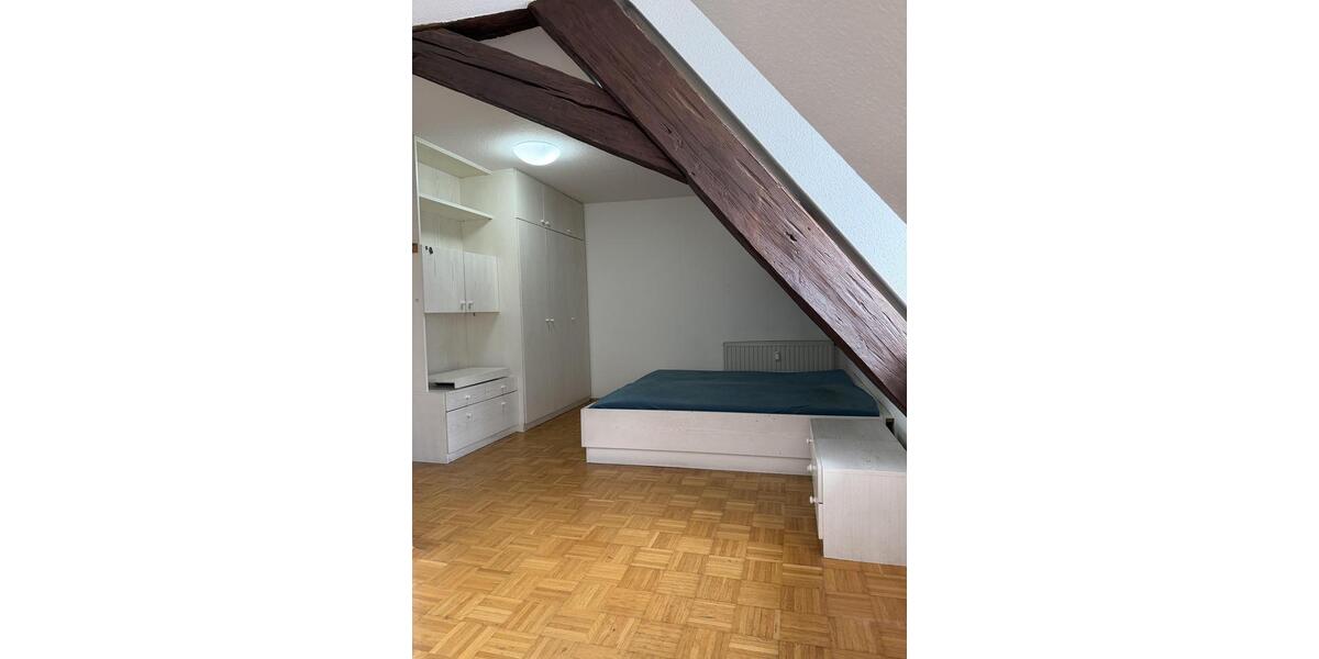 Dachgeschoßwohnung Winnenden - 1.5 Zimmer, 24 m&sup2;, 400&euro; | Angebot:26679794