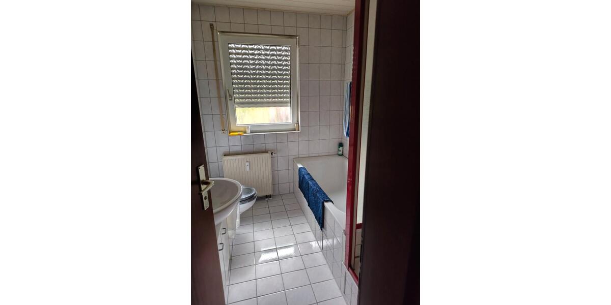 Erdgeschoßwohnung Ebersbach an der Fils - 3.5 Zimmer, 76 m&sup2;, 800&euro; | Angebot:27608596