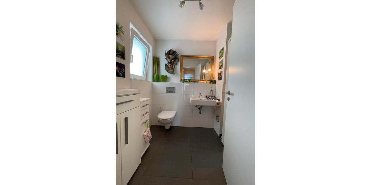 Etagenwohnung Nürtingen - 3.5 Zimmer, 105 m&sup2;, 1.470&euro; | Angebot:24979840