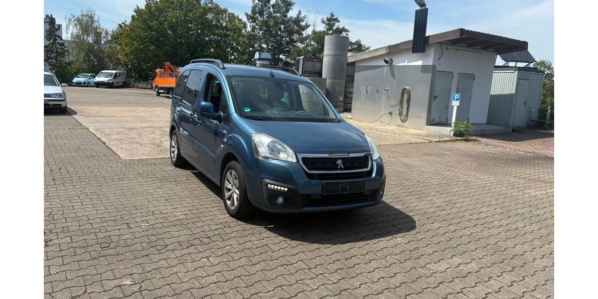 Peugeot Partner 159.266 km 6.900 &euro; Waiblingen Neustadt ( 15 km von Stuttgart ) 71336