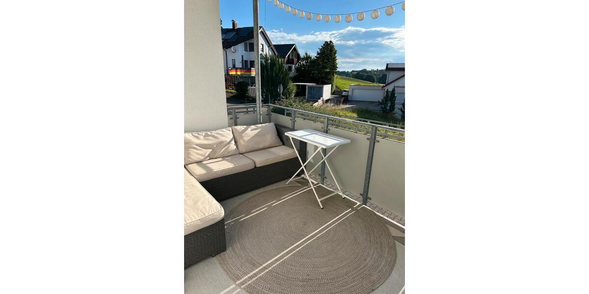 Erdgeschoßwohnung Uhingen - 4 Zimmer, 90 m&sup2;, 395.000&euro; | Angebot:27024138