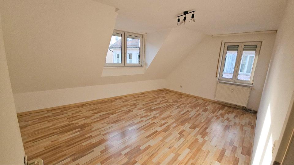 Etagenwohnung Schwäbisch Gmünd - 3 Zimmer, 90 m&sup2;, 1.180&euro; | Angebot:25983394