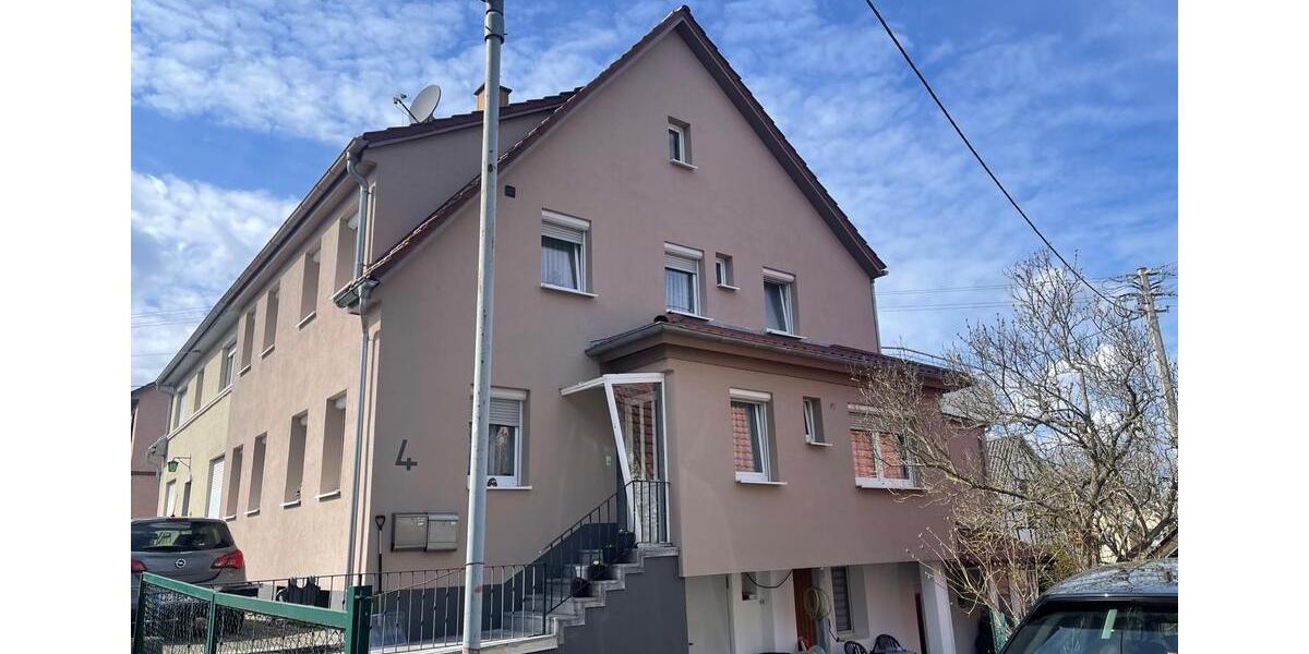 Erdgeschoßwohnung Laichingen - 4 Zimmer, 95 m&sup2;, 1.050&euro; | Angebot:26025512