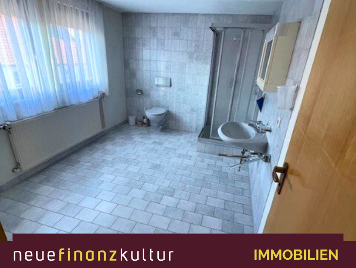 Mehrfamilienhaus, Wohnhaus Römerstein Zainingen - 7 Zimmer, 198 m&sup2;, 395.000&euro; | Angebot:25675314