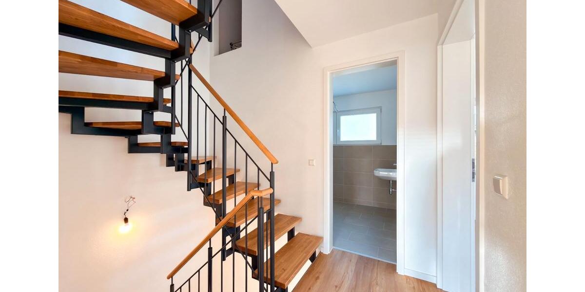 Reihenhaus Nürtingen - 4.5 Zimmer, 152 m&sup2;, 3.060&euro; | Angebot:27620282