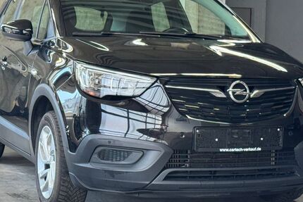 Opel Crossland (X) 63.700 km 10.900 &euro; Fellbach bei Stuttgart 70736