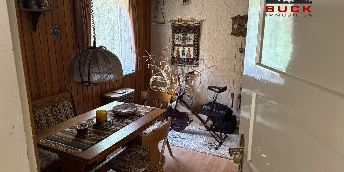 Einfamilienhaus Geislingen an der Steige Geislingen - 8 Zimmer, 133 m&sup2;, 180.000&euro; | Angebot:25696263