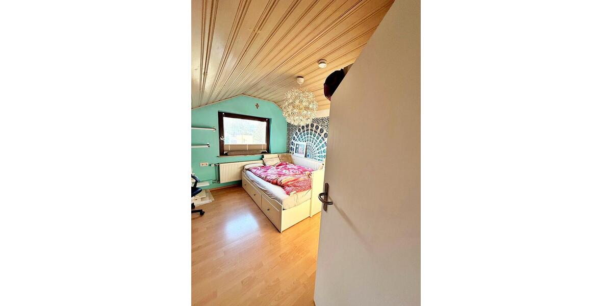 Maisonettenwohnung Waldstetten - 4 Zimmer, 105 m&sup2;, 880&euro; | Angebot:26006800