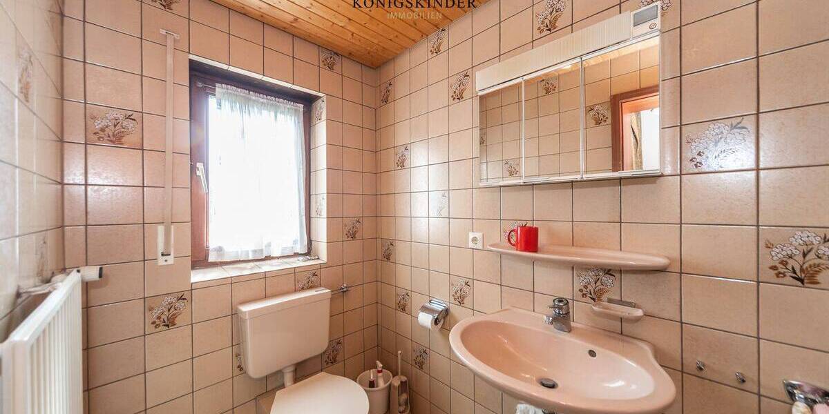 Einfamilienhaus Ebersbach an der Fils Ebersbach - 6 Zimmer, 276 m&sup2;, 499.000&euro; | Angebot:26672572