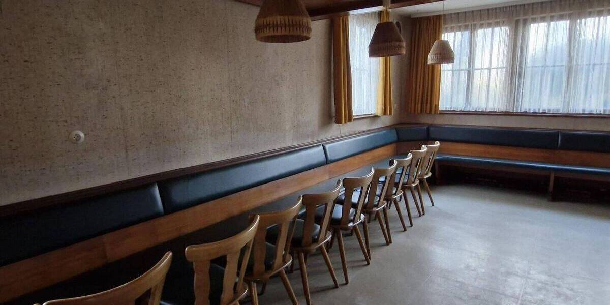 Einfamilienhaus Nürtingen Raidwangen - 9 Zimmer, 213 m&sup2;, 649.000&euro; | Angebot:25707777