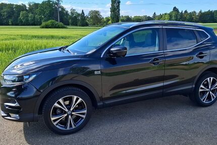 Nissan Qashqai 63.500 km 13.800 &euro; Schwäbisch Gmünd 73529