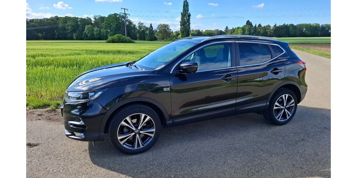 Nissan Qashqai 63.500 km 13.800 &euro; Schwäbisch Gmünd 73529