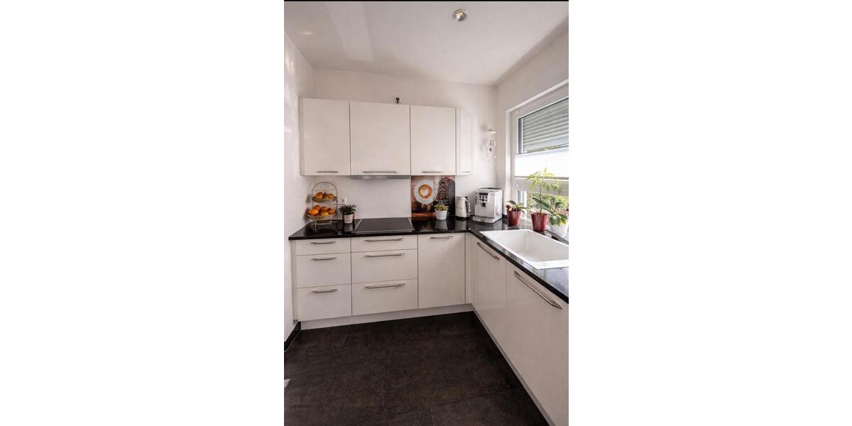 Etagenwohnung Esslingen am Neckar - 4.5 Zimmer, 87 m&sup2;, 380.000&euro; | Angebot:24785564