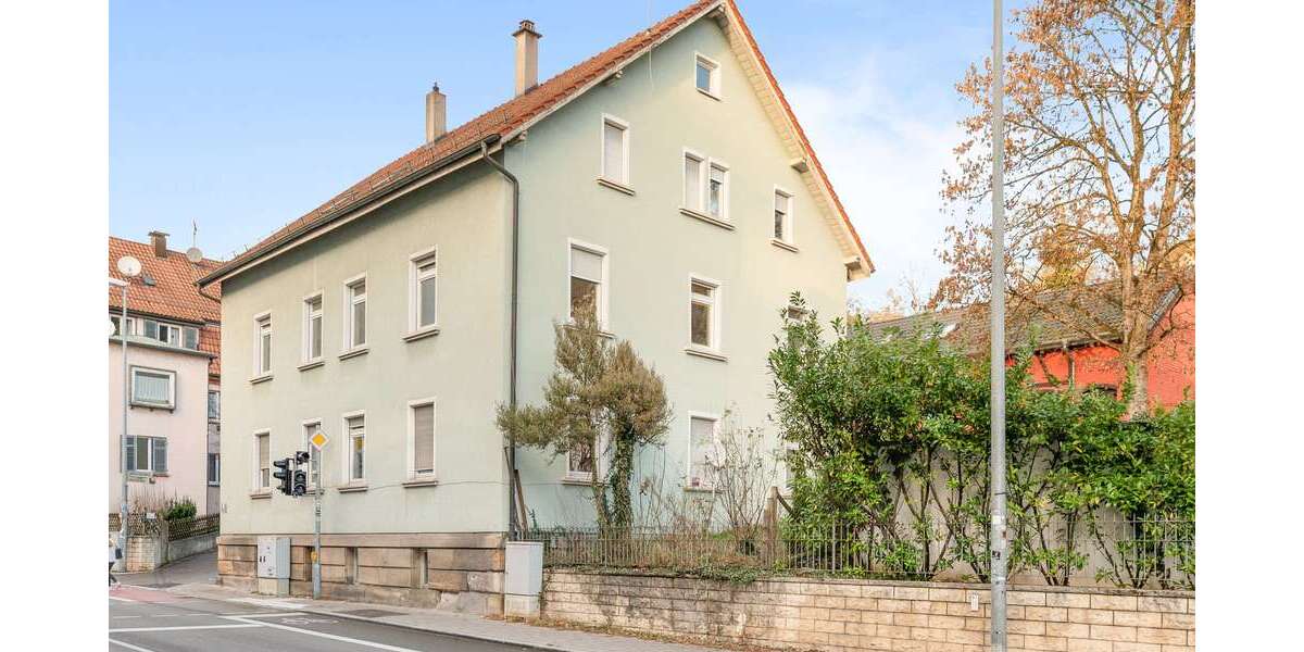 Einfamilienhaus Esslingen am Neckar - 17 Zimmer, 369 m&sup2;, 849.000&euro; | Angebot:25358332