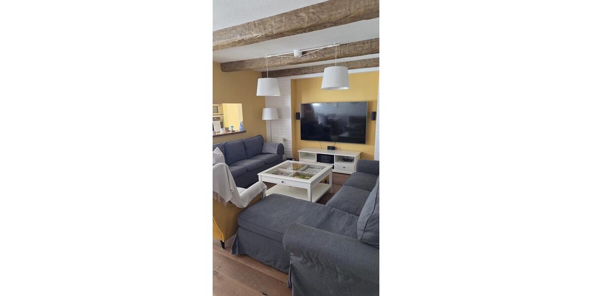 Erdgeschoßwohnung Weinstadt - 6 Zimmer, 135 m&sup2;, 4.500&euro; | Angebot:27583267