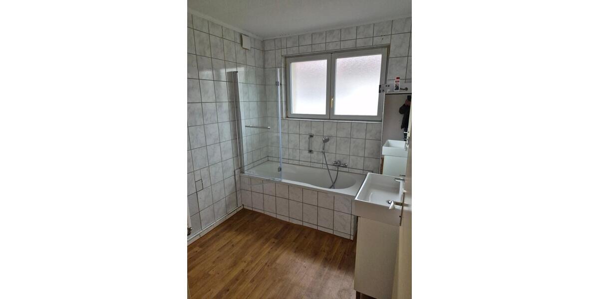 Etagenwohnung Bad Überkingen - 3.5 Zimmer, 70 m&sup2;, 625&euro; | Angebot:25986877