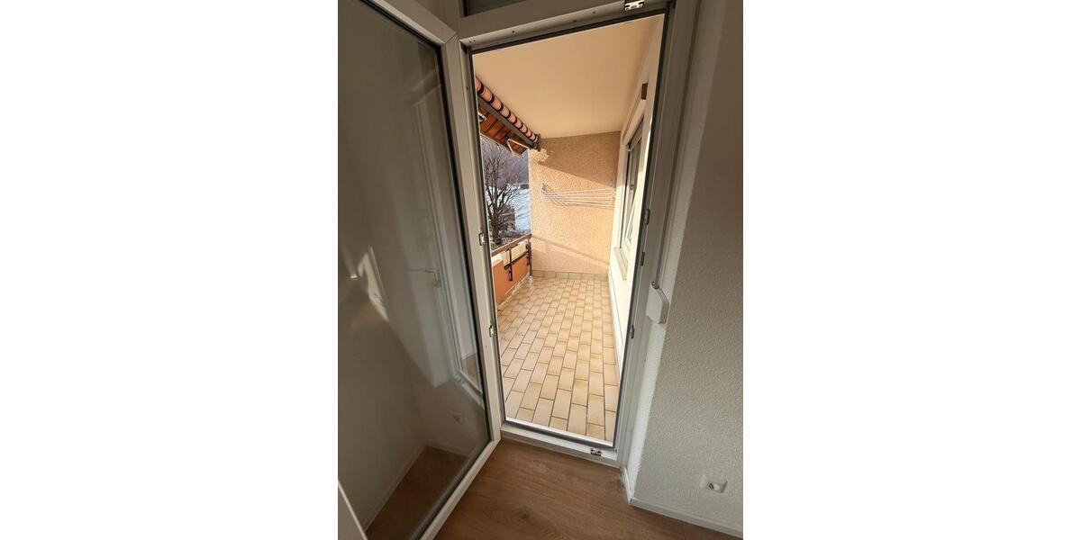 Etagenwohnung Esslingen am Neckar Brühl - 2.5 Zimmer, 55 m&sup2;, 1.250&euro; | Angebot:25436776