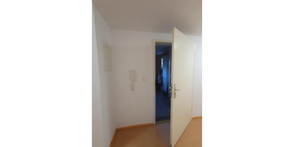 Erdgeschoßwohnung Bad Urach - 3 Zimmer, 76 m&sup2;, 850&euro; | Angebot:26020871