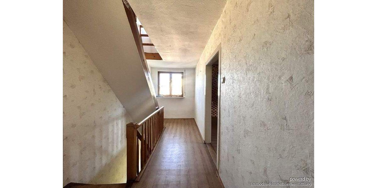 Etagenwohnung Laichingen-Feldstetten Feldstetten - 9 Zimmer, 168 m&sup2;, 249.000&euro; | Angebot:25672484