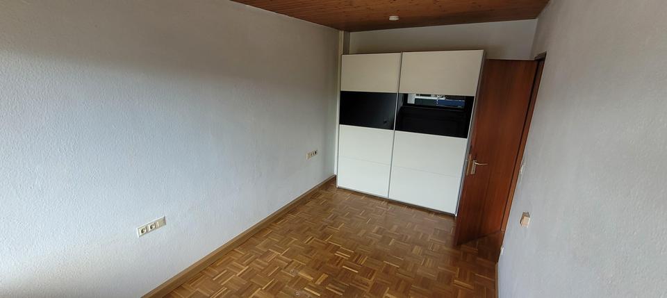 Etagenwohnung Dettingen unter Teck - 3 Zimmer, 73 m&sup2;, 900&euro; | Angebot:25905197
