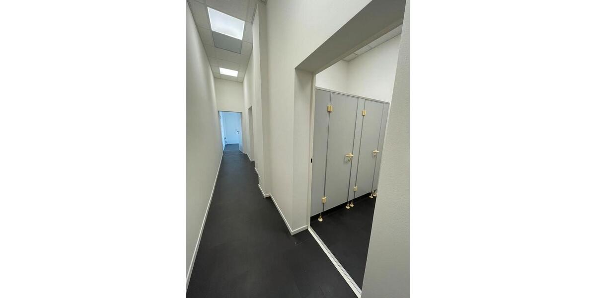 Gewerbeobjekt Göppingen Bruckwasen - 3.500&euro; | Angebot:26635211