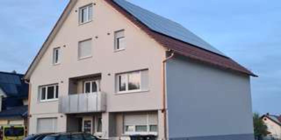 Etagenwohnung Grabenstetten - 4 Zimmer, 136 m&sup2;, 1.580&euro; | Angebot:25334960