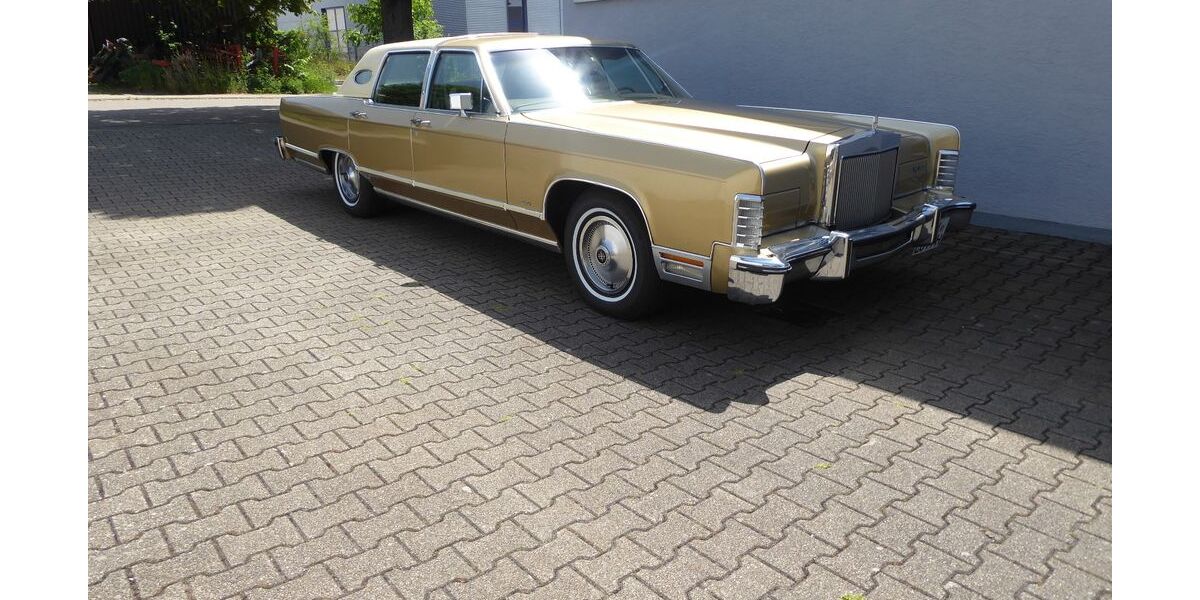 Lincoln Town Car 180.000 km 15.999 &euro; Waiblingen 71336