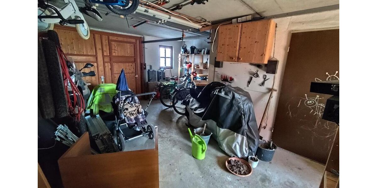 Doppelhaushälfte Nürtingen - 7 Zimmer, 192 m&sup2;, 500.000&euro; | Angebot:25977668