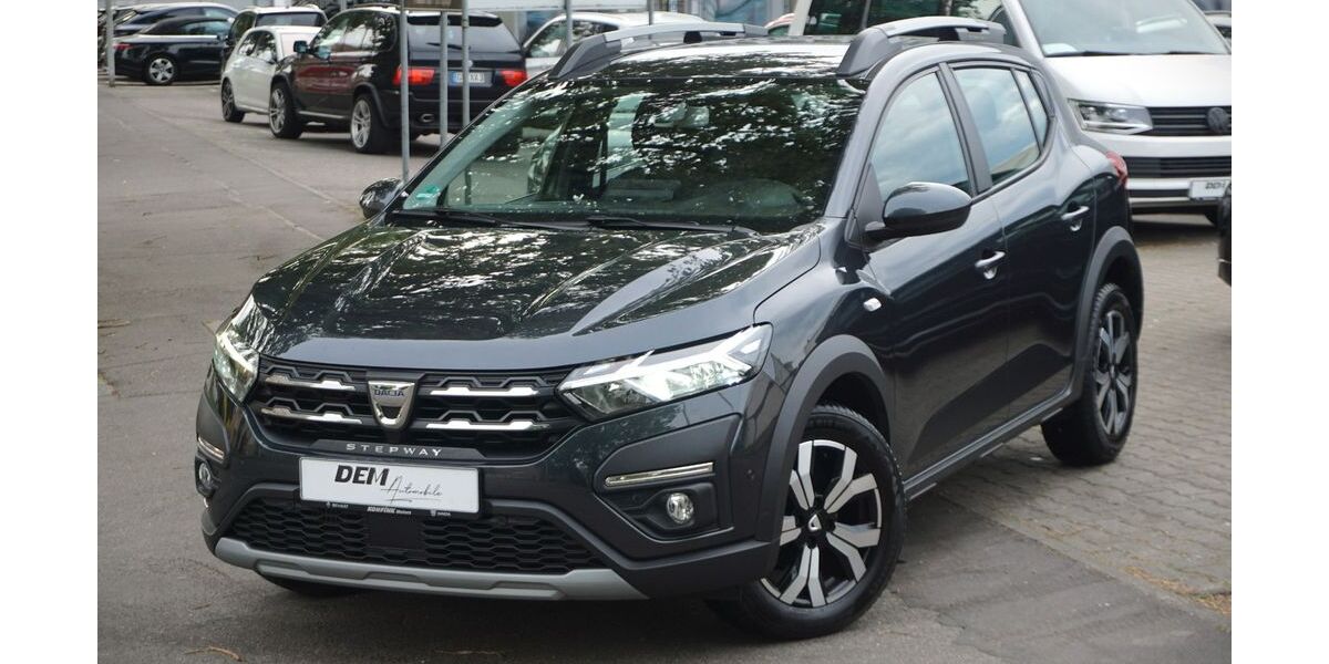 Dacia Sandero 25.000 km 13.990 &euro; Göppingen 73037